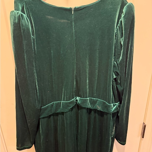 Eloquii Jumpsuit Deep Green Long Sleeve Dress - Picture 2 of 6